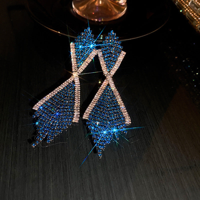 Long Shiny Crystals Earrings