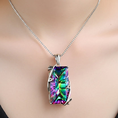 Cadena de gemas de cristal de turmalina