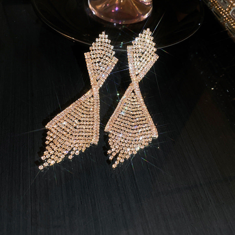 Long Shiny Crystals Earrings