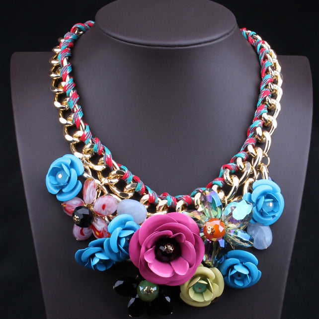 Fashion Floral Short Clavicle Chain